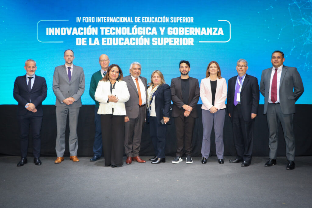 Expertos internacionales en educación conforman Consejo Asesor de Unifranz
