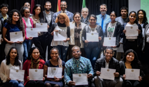 Embajada de Estados Unidos beca a afrobolivianos para estudiar inglés en el Centro de Idiomas Unifranz