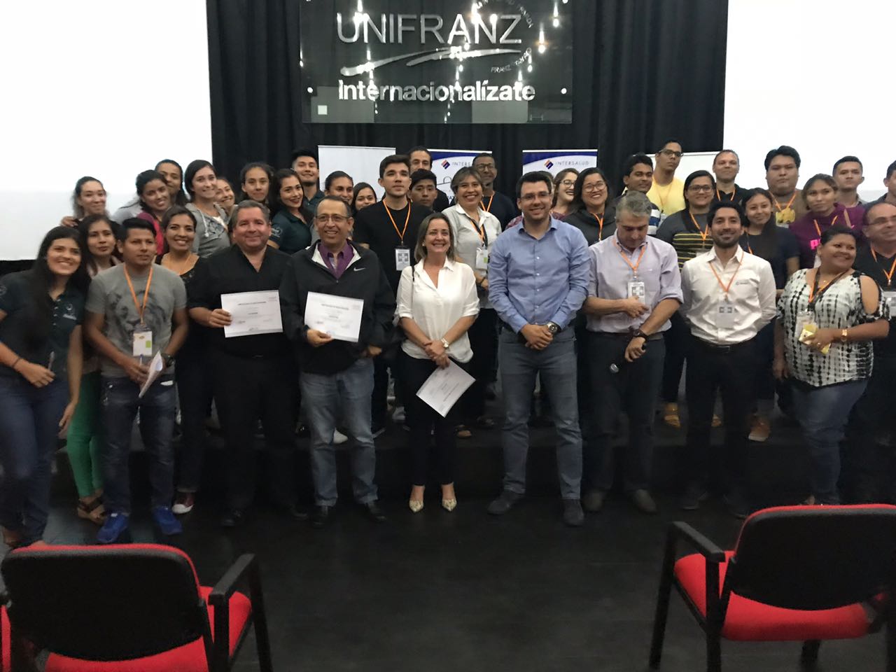 IMG-20171019-WA0177 | Universidad Privada Franz Tamayo