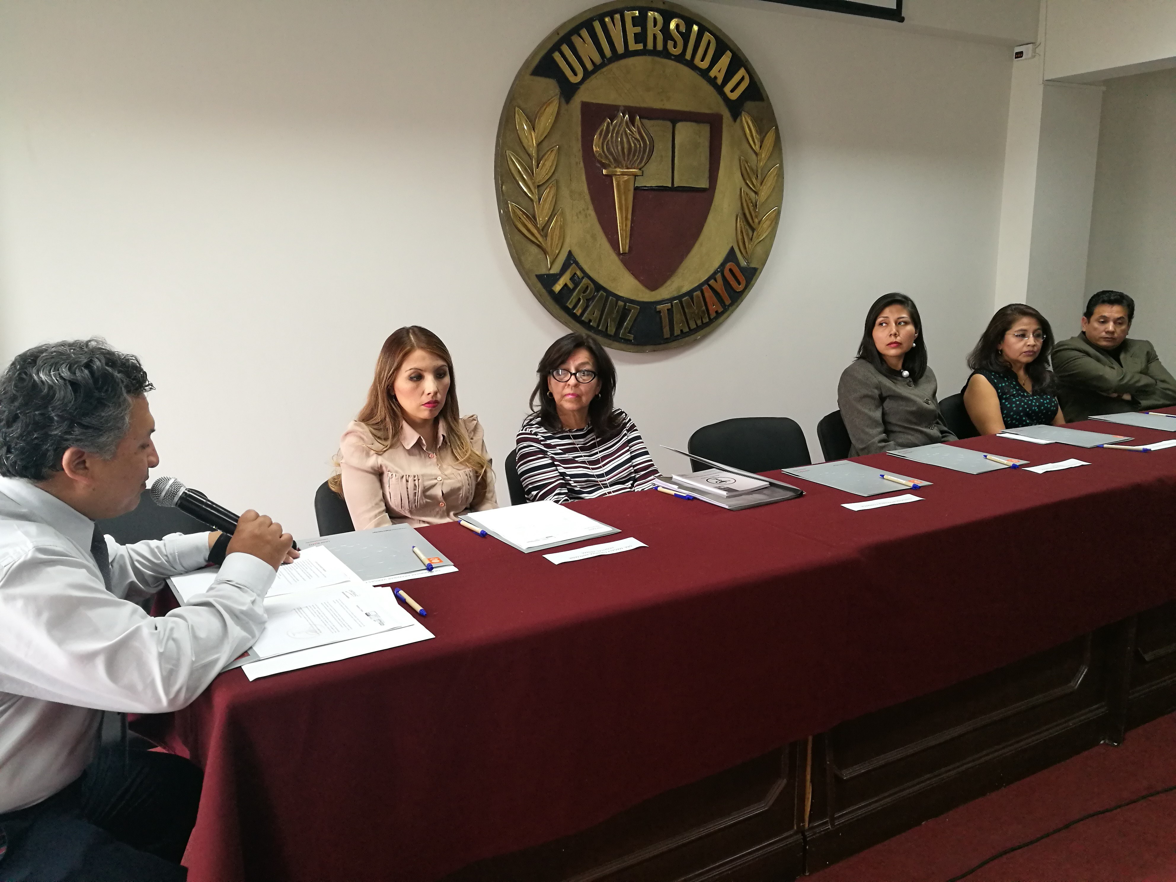 cof | Universidad Privada Franz Tamayo