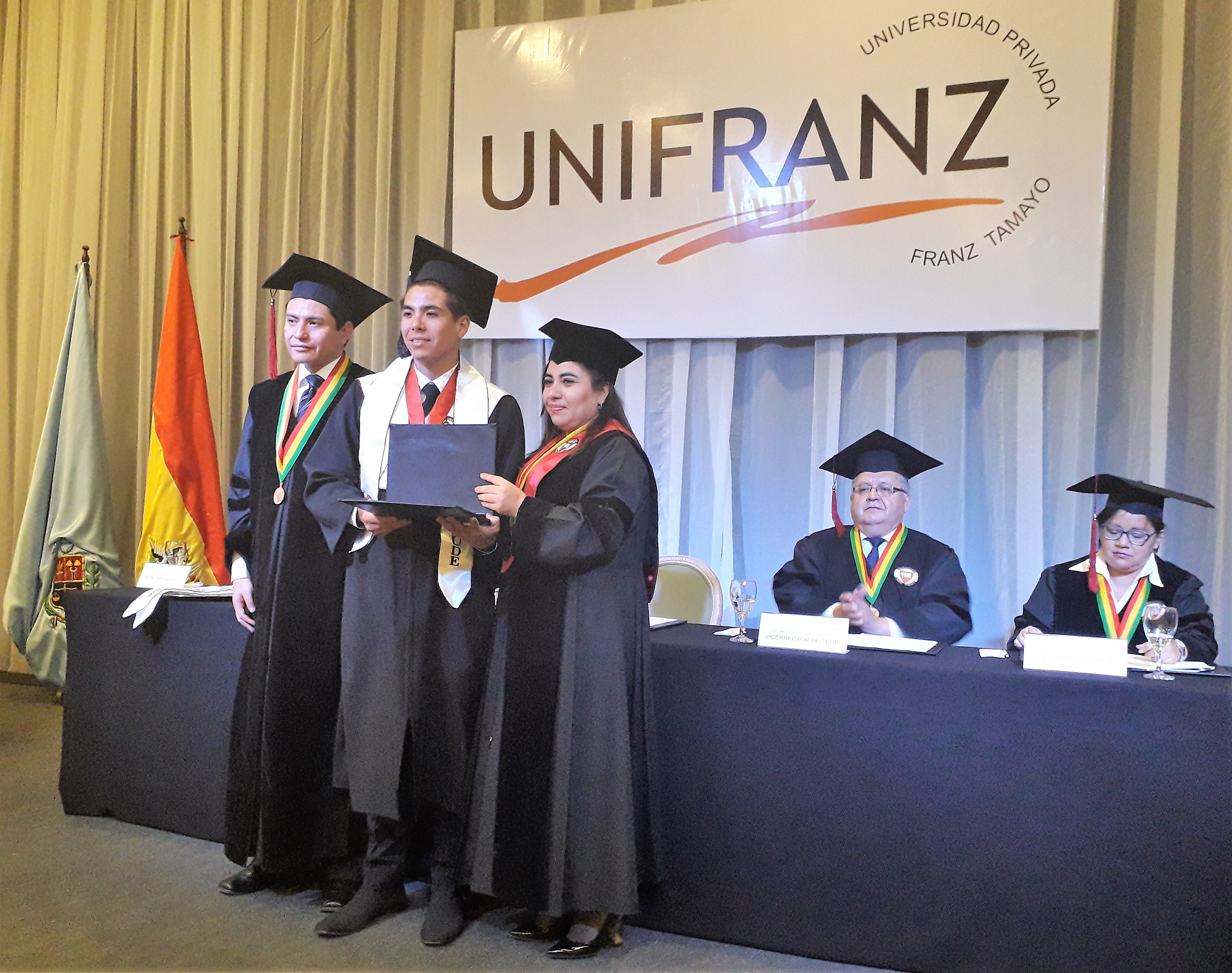 20181204_203533 | Universidad Privada Franz Tamayo