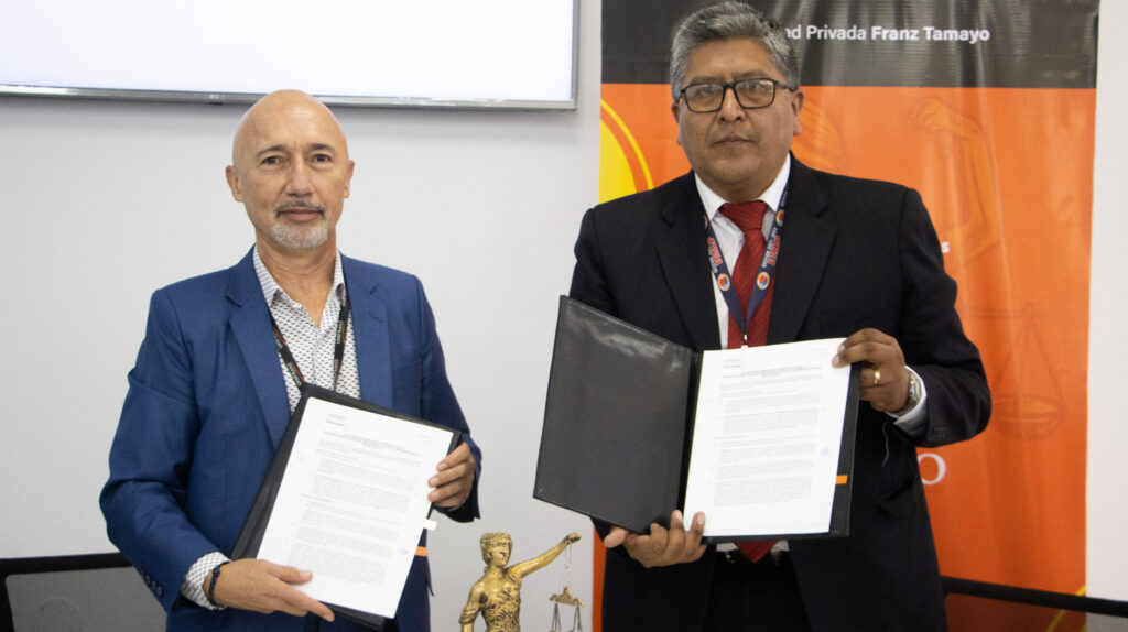 Ilustre Colegio de Abogados de La Paz y UNIFRANZ renuevan convenio de colaboración de mutuo beneficio
