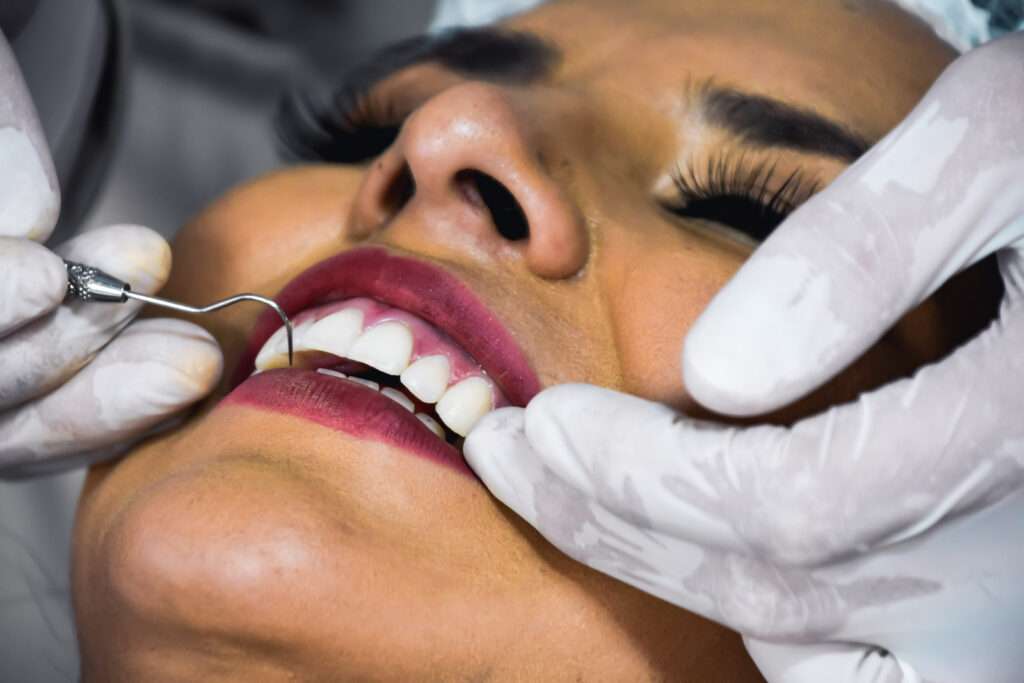 Salud y estética marcan el avance de la odontología