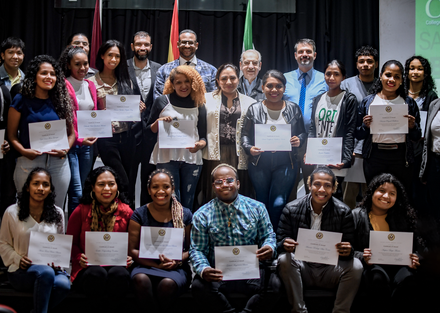 Embajada de Estados Unidos beca a afrobolivianos para estudiar inglés en el Centro de Idiomas Unifranz