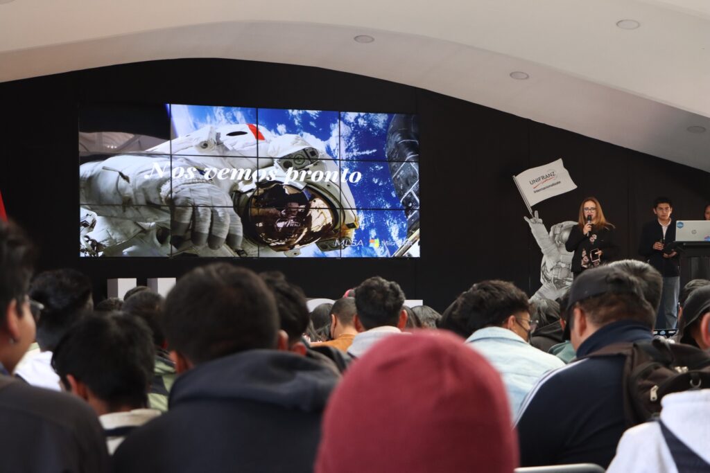 Jóvenes innovadores del país se concentran en El Alto para enfrentar los desafíos globales del NASA Space