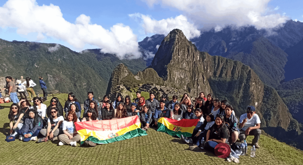 De El Alto a Cusco: estudiantes de Unifranz conocen las estrategias de desarrollo y promoción turística