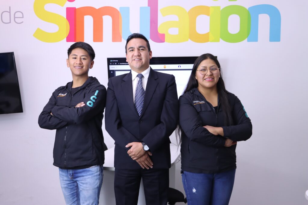 Estudiantes de Unifranz El Alto brillan en el Reto Internacional LabSag