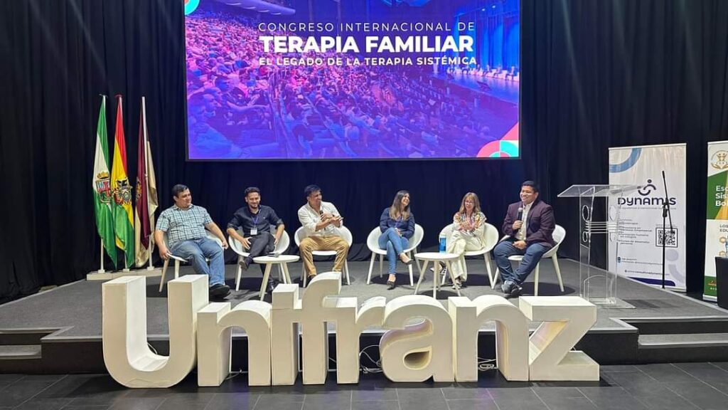 Unifranz hizo posible el primer Congreso Internacional de Terapia Familiar en Bolivia