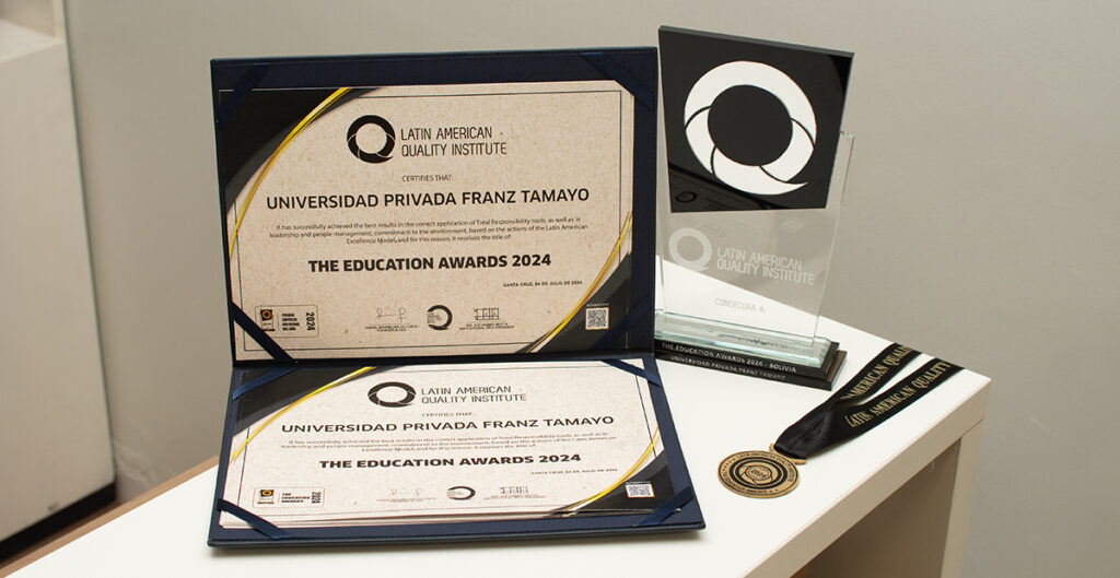 Unifranz recibe el galardón Internacional Latin American Quality Institute