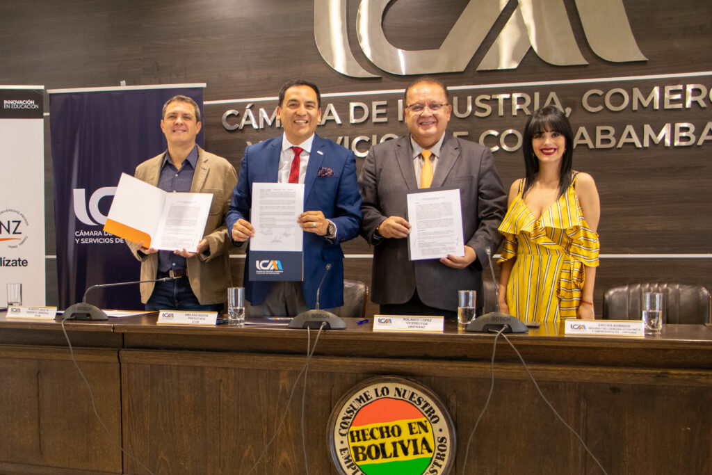 Unifranz e ICAM impulsarán el desarrollo empresarial de Cochabamba con nuevos estudios estratégicos