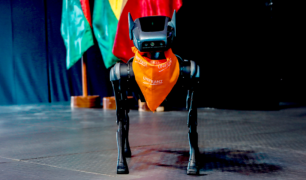 Teggie, el innovador perro robot que desafía a nuevos creadores bolivianos 