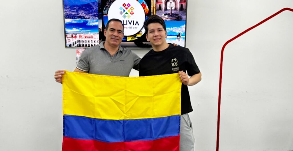 Estudiante Unifranz explora la adaptación de campañas publicitarias en su experiencia Internacional en Colombia