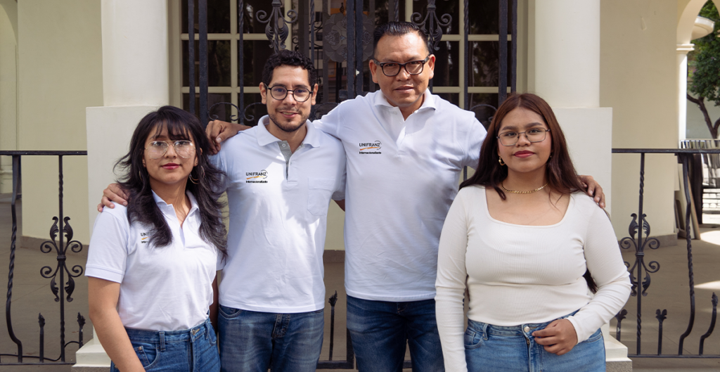 Unifranz Cochabamba: Creatividad que conquista el podio en Markestrated de LabSag 2024