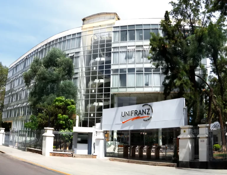 Vista del campus Cochabamba