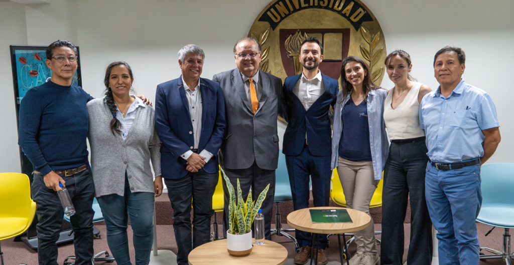 BLOG-CAFÉ-DE-AUTOR-FOTO-9 | Universidad Privada Franz Tamayo