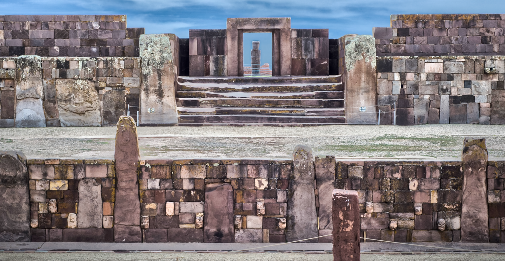 tiwanaku | Universidad Privada Franz Tamayo