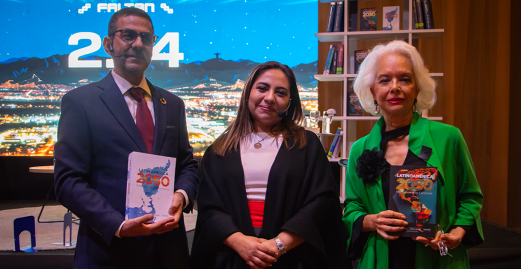 Congreso RIBER en El Salvador presenta libros que trazan escenarios, retos y oportunidades para Latinoamérica hacia 2050.