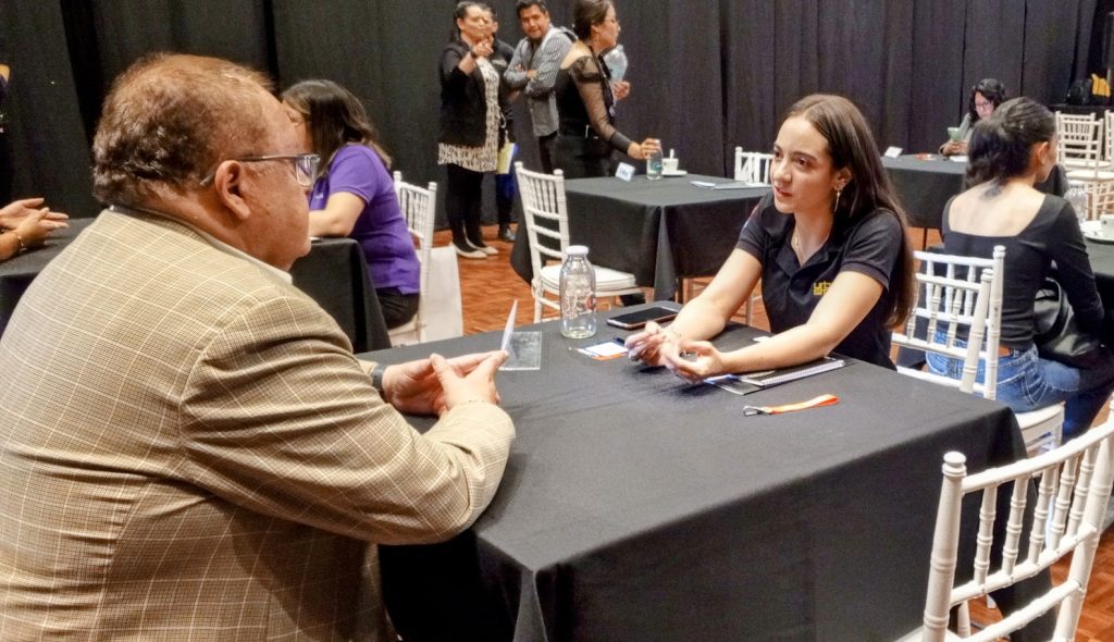 2 | Universidad Privada Franz Tamayo