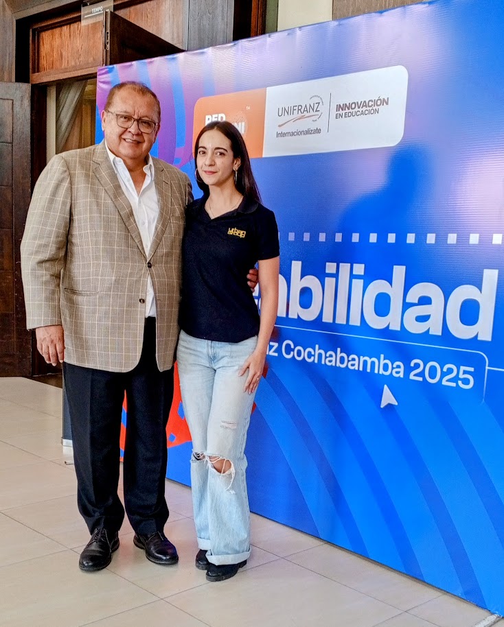 3 | Universidad Privada Franz Tamayo