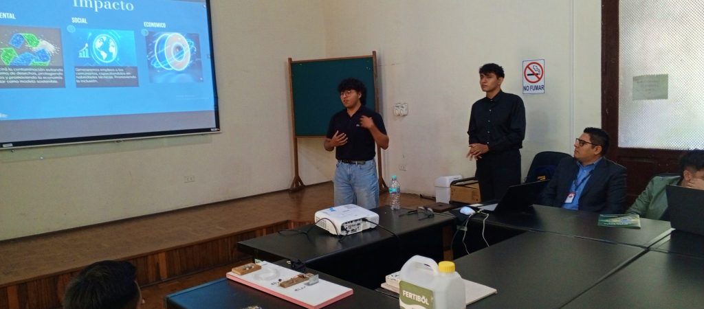 Pro 11 | Universidad Privada Franz Tamayo