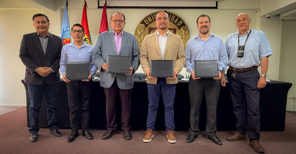 Representantes de las cuatro entidades que firmaron la alianza estratégica.