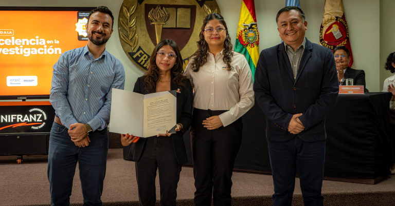 Imagen destacada para el artículo: Investigar para transformar: el modelo Unifranz que impulsa innovación, impacto global y desarrollo sostenible