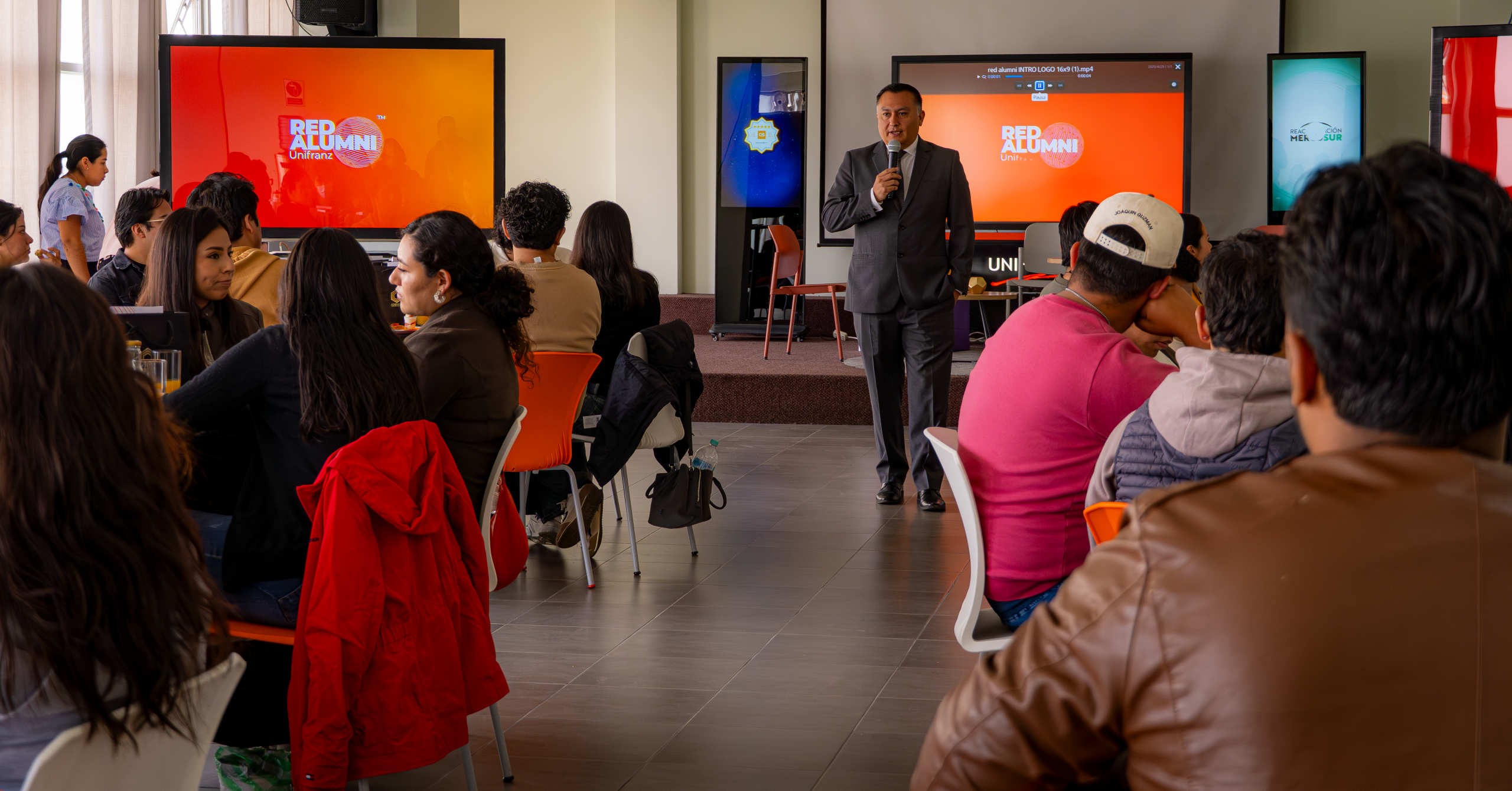 Cómo Unifranz conecta a sus graduados con el mercado laboral real 