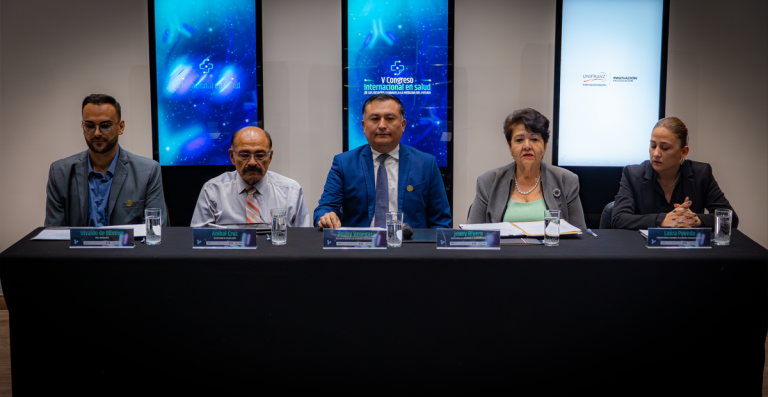 Imagen destacada para el artículo: V Congreso Internacional de Salud de Unifranz reunirá a expertos de talla mundial para analizar el futuro de la salud